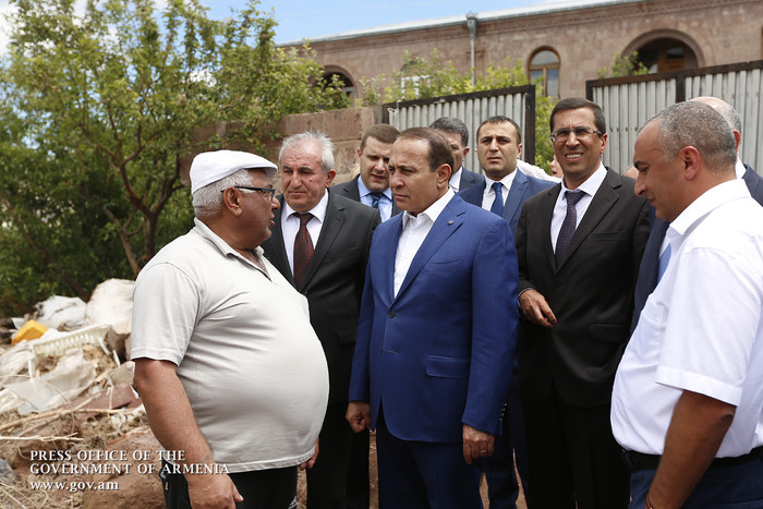 Վարչապետն այցելել է Արթիկ, Օհանավան և Կարբի համայնքներ