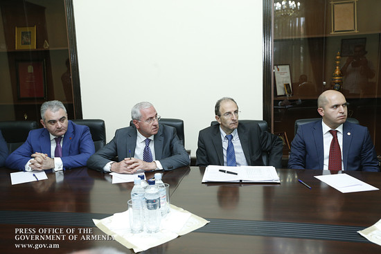 Կառավարության ղեկավարը  ծանոթացել է Գյումրու տեխնոլոգիական կենտրոնի ծրագրերին