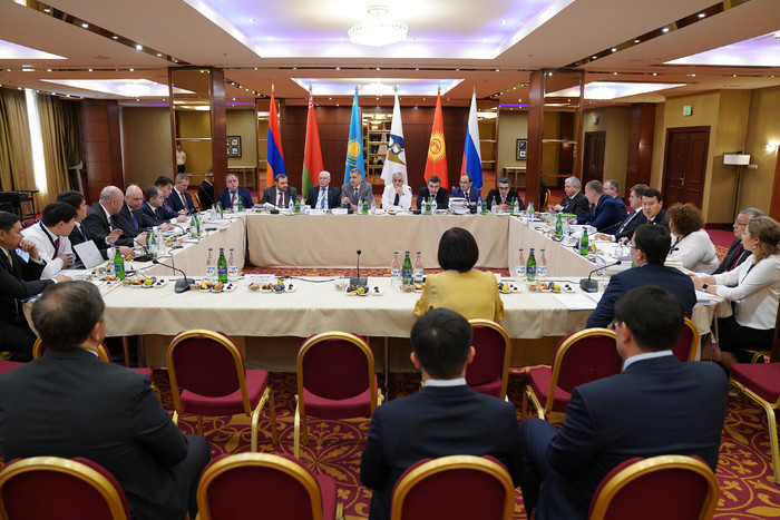 Փոխվարչապետ Մհեր Գրիգորյանի նախագահությամբ կայացել է ԵԱՏՀ խորհրդի նիստը