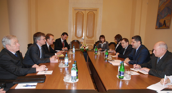 Պաշտոնական լրահոս