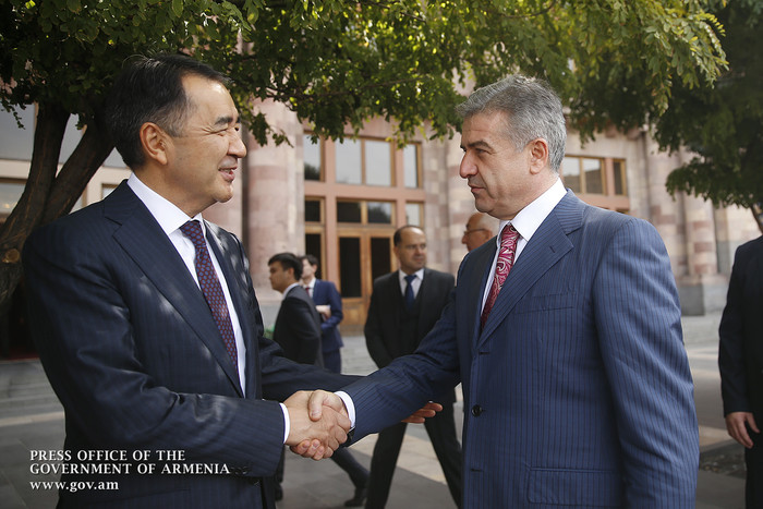 Հայաստանի վարչապետն ընդունել է Ղազախստանի վարչապետին