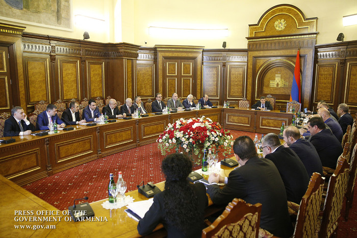 Կառավարությունում քննարկվել են կառուցապատման ոլորտի զարգացմանը վերաբերող հարցեր