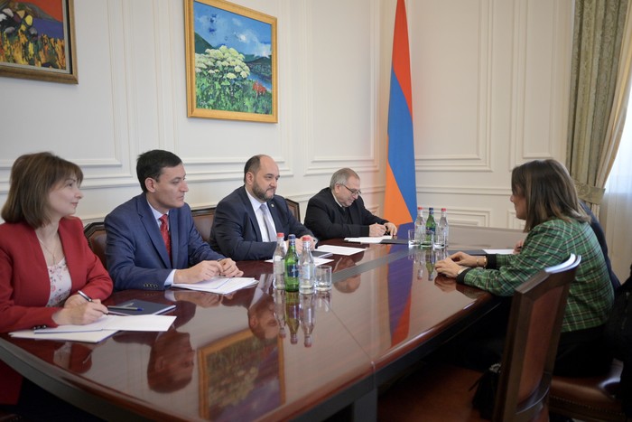 Արայիկ Հարությունյանն ընդունել է Ֆրանկոֆոնիայի խաղերի միջազգային կոմիտեի տնօրենին