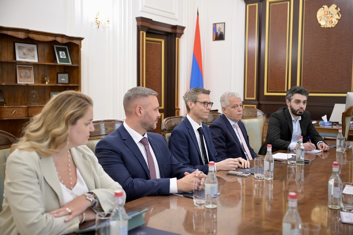 Փոխվարչապետ Տիգրան Խաչատրյանն ընդունել է «Ֆիլիպ Մորրիս Ինթերնեյշնլ» ընկերության  տարածաշրջանային նախ