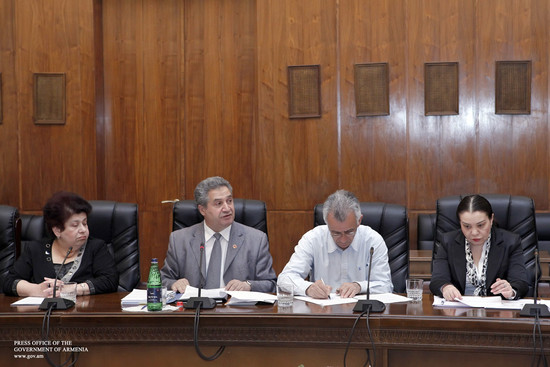 Քննարկվել է  «Գենետիկորեն ձևափոխված օրգանիզմների գործածության մասին» ՀՀ օրենքի նախագիծը