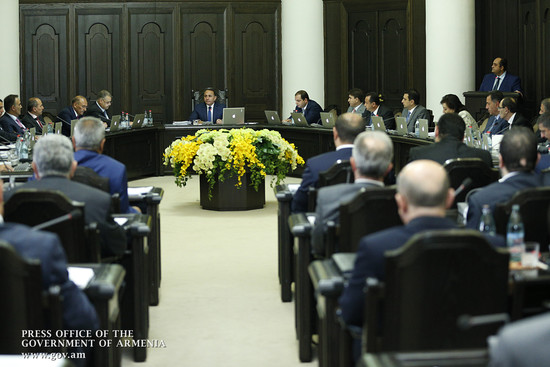 Կառավարության նիստում արծարծվել են հանրությանը հուզող մի շարք հարցեր