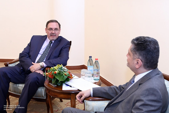 Վարչապետն ընդունել է ՀՀ-ում ՌԴ նորանշանակ դեսպանին