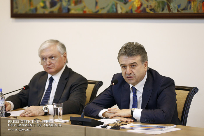 Վարչապետը հանդիպել է դիվանագիտական կորպուսի ներկայացուցիչների հետ