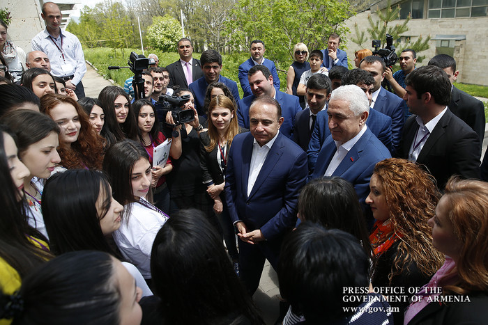 Վարչապետը ներկա է գտնվել «Level Up» միջազգային ուսանողական գիտաժողովին