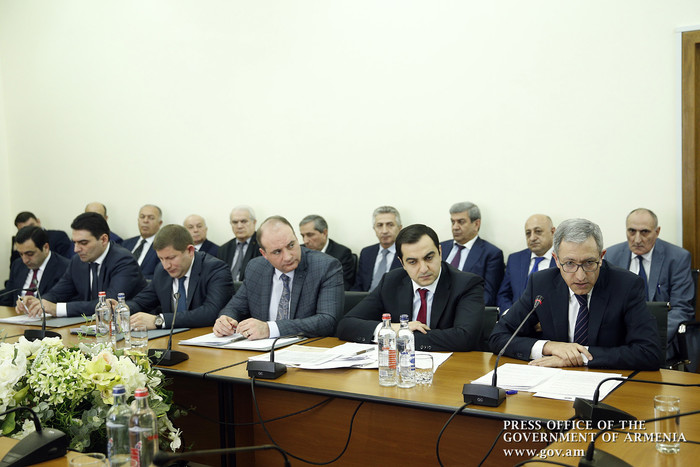 Վարչապետն այցելել է ՀՀ էներգետիկ ենթակառուցվածքների և բնական պաշարների նախարարություն