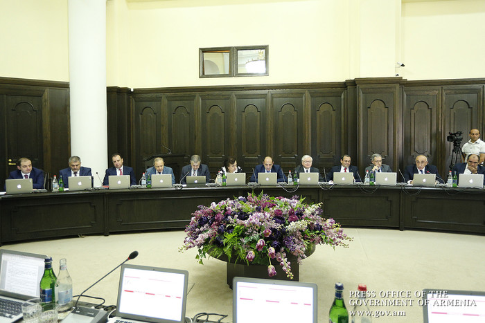 Վարչապետը հանձնարարական է տվել ընտանիքների անապահովության գնահատման համակարգի արդյունավետության  բար