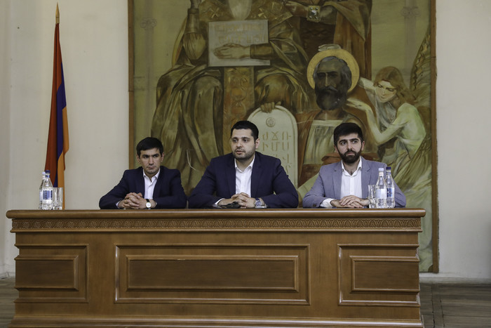Կառավարությունը հետևողական է տարածքային համաչափ զարգացմանը․ փոխվարչապետ Մաթևոսյանն այցելել է Արագածո