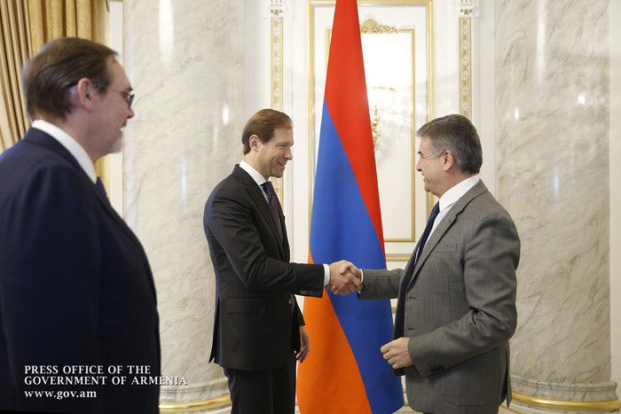Վարչապետն ընդունել է ՌԴ արդյունաբերության և առևտրի նախարարի գլխավորած պատվիրակությանը