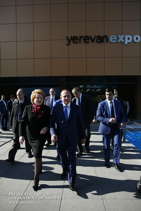 Վարչապետը ներկա է գտնվել Հայ-ռուսական միջտարածաշրջանային 4-րդ համաժողովի բացմանը