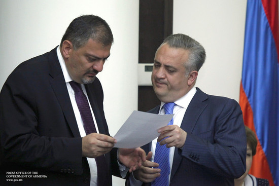 Կառավարությունը թեթևացնում է ՓՄՁ հարկային բեռը