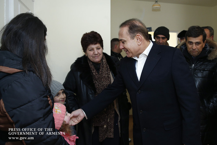 Վարչապետը Ծաղկահովիտում ներկա է գտնվել բնակարանամուտի արարողության