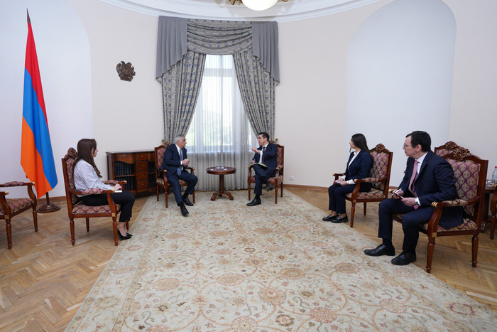 Փոխվարչապետ Մհեր Գրիգորյանն ընդունել է Բրազիլիայի դեսպանին