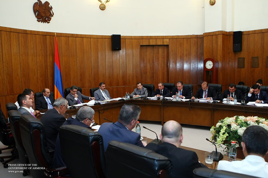Հաստատվել են ոսկեգործության, ադամանդագործության և ժամագործության զարգացման 2013-2020 թթ. ոլորտային ռ