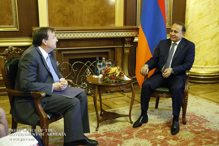 Վարչապետն ընդունել է ԱՄՆ դեսպանին և ԱՄՆ ՄԶԳ հայաստանյան գրասենյակի նորանշանակ ղեկավարին