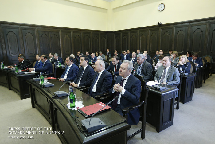 Պետության կողմից քաղաքացիներին  մատուցվող ծառայությունների որակի և արդյունավետության բարելավման  խնդ