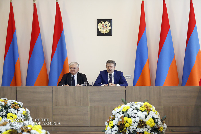 «Եկեք ուղղակի թևերներս քշտենք, սկսենք աշխատել». ՀՀ վարչապետը հանդիպել է ՀՀ դիվանագիտական ներկայացուց