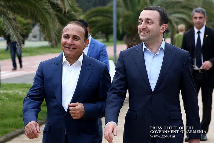 Հայաստանի վարչապետն աշխատանքային հանդիպում է ունեցել Վրաստանի վարչապետի հետ