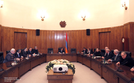 Տեղի ունեցավ Ալեքսանդր Հարությունյանի մահվան կապակցությամբ ստեղծված կառավարական հանձնաժողովի նիստը