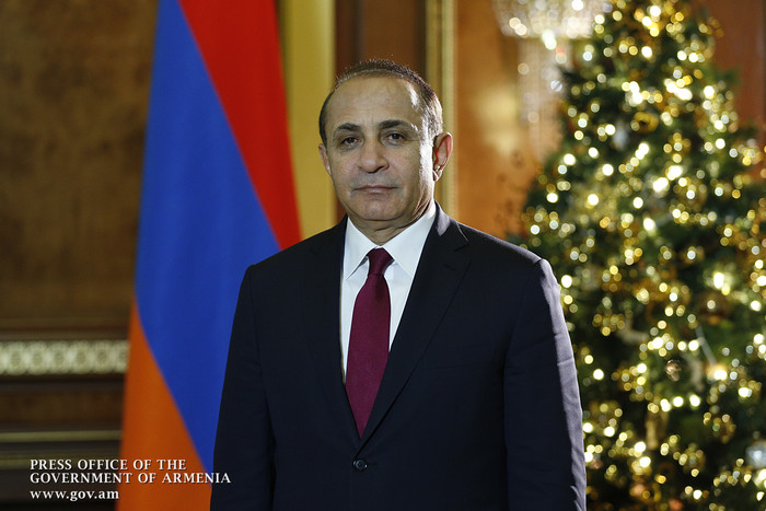 ՀՀ վարչապետ Հովիկ Աբրահամյանի ամանորյա ուղերձը