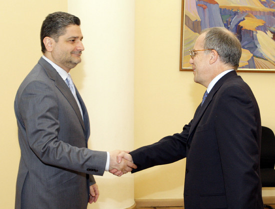 Պաշտոնական լրահոս