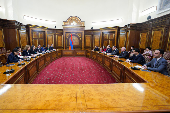 Տիգրան Խաչատրյանը և Արայիկ Հարությունյանն ընդունել են ԱՄՆ առևտրի դեպարտամենտի պատվիրակությանը