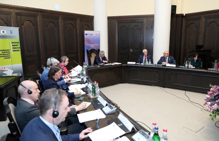 Կառավարությունում կայացել է «Հայաստանում ընտրական գործընթացների աջակցություն» ծրագրերի ղեկավար հանձն
