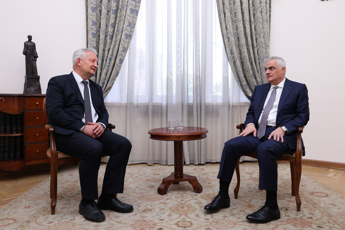 Փոխվարչապետ Մհեր Գրիգորյանը հրաժեշտի հանդիպում է ունեցել Գերմանիայի դեսպանի հետ