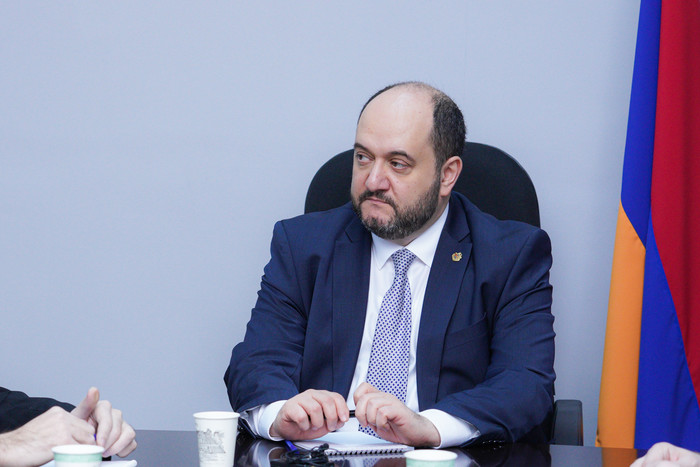 Արայիկ Հարությունյանը ներկայացրել է Կրթության տեսչական մարմնի նորանշանակ ղեկավարին