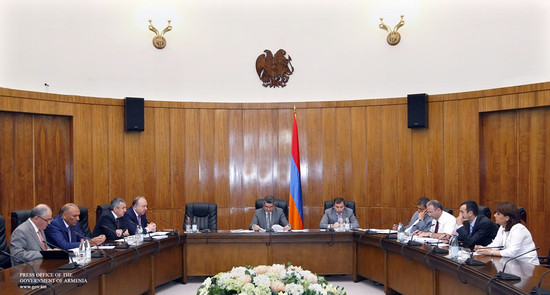 Վարչապետը հանձնարարել է ՀՀ առողջապահության նախարարությանն իրականացնել ստվերի դեմ պայքարի հստակ միջոց