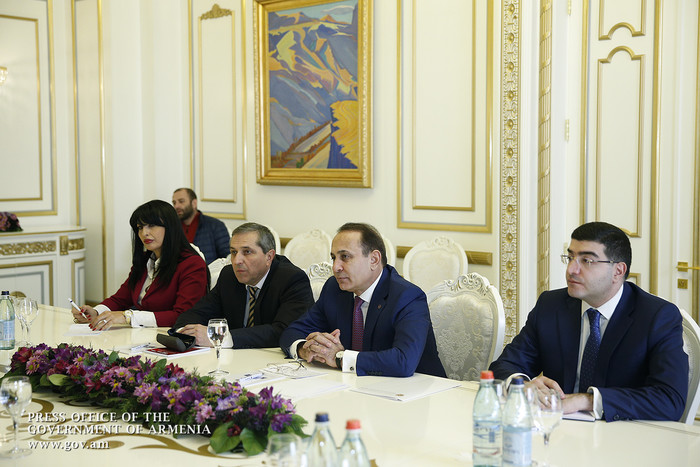 Վարչապետ Հովիկ Աբրահամյանն ընդունել է Վրաստանի փոխվարչապետ, էներգետիկայի նախարար Կախա Կալաձեին
