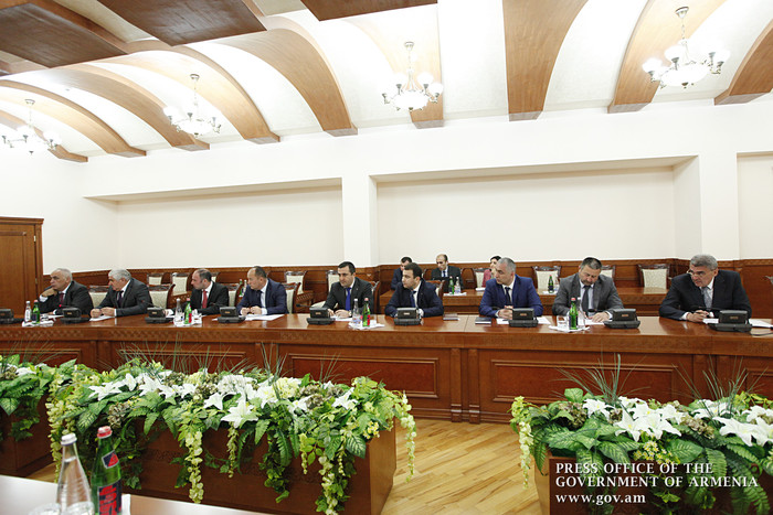 ՀՀ և ԼՂՀ վարչապետների նախագահությամբ տեղի է ունեցել ՀՀ և ԼՂՀ կառավարությունների անդամների հանդիպումը