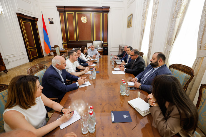Փոխվարչապետ Տիգրան Խաչատրյանն ընդունել է գործարար համայնքի շահերը ներկայացնող միությունների ներկայաց