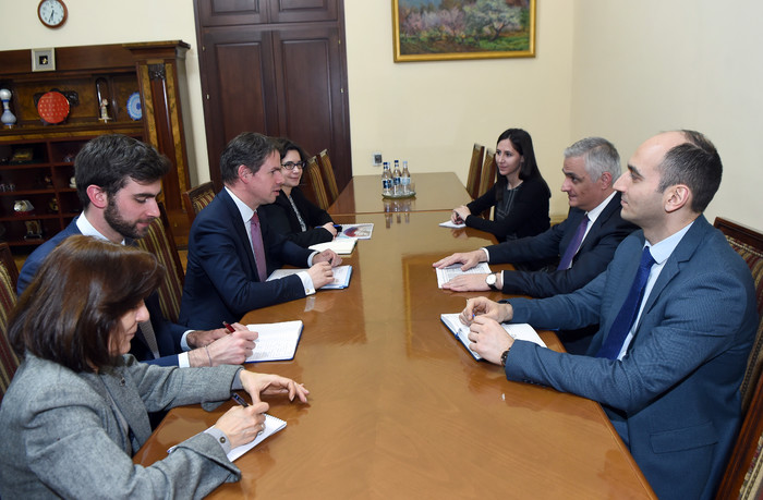 Փոխվարչապետ Մհեր Գրիգորյանն ընդունել է Ֆրանսիայի դեսպանին և Զարգացման Ֆրանսիայի գործակալության տարած