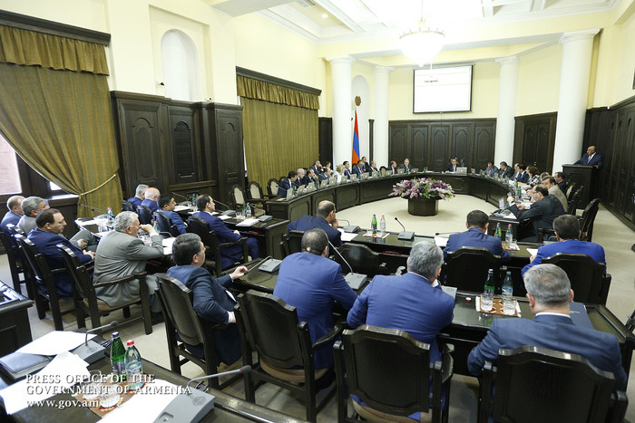 ՀՀ վարչապետը հանձնարարականներ է տվել կրթության ոլորտի և գնումների գործընթացի  բարեփոխումների վերաբեր