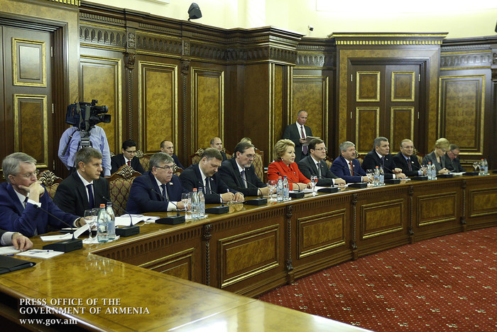 Վարչապետ Աբրահամյանն ընդունել է ՌԴ Դաշնային ժողովի Դաշնության խորհրդի նախագահ Վալենտինա Մատվիենկոյին