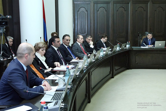 Վարչապետը պարզաբանումներ է պահանջել Ազգային ժողովում հնչեցված հարցերի վերաբերյալ