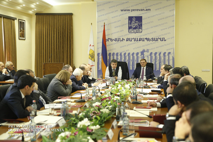 «Մեզ պետք է ուղղակի 10, 15 տարվա հորիզոն ունենալ և խնդիրները ֆունդամենտալ լուծել». ՀՀ վարչապետը Երևա