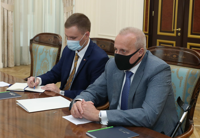 Փոխվարչապետ Սուրեն Պապիկյանն ընդունել է ՀՀ-ում ՌԴ դեսպան Սերգեյ Կոպիրկինին