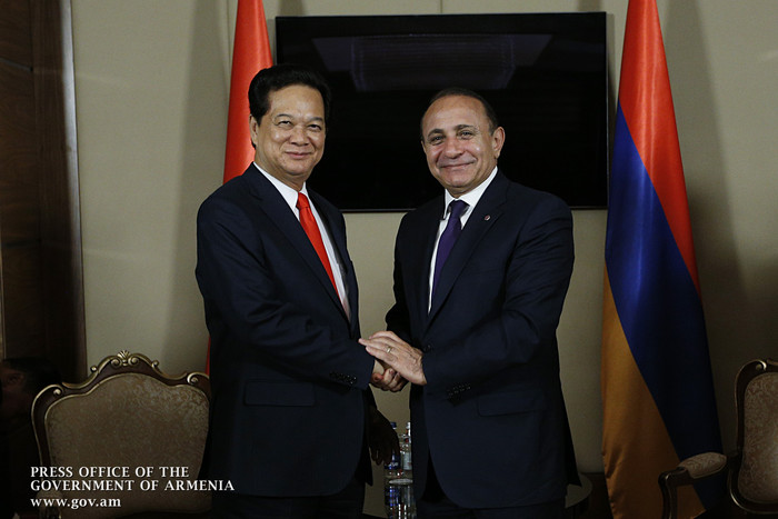 Վարչապետը երկկողմ հանդիպումներ է ունեցել
