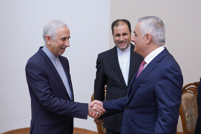 Փոխվարչապետ Մհեր Գրիգորյանն ընդունել է Իրանի դեսպանին