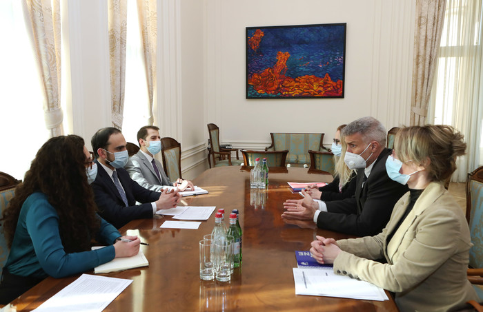 Տիգրան Ավինյանն ընդունել է Համաշխարհային բանկի Հարավային Կովկասի տարածաշրջանային տնօրեն Սեբաստիան Մո
