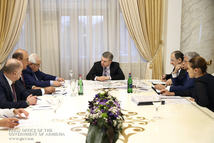 Վարչապետի մոտ քննարկվել է Կումայրի պատմական կենտրոնի զարգացման ծրագրի ընթացքը