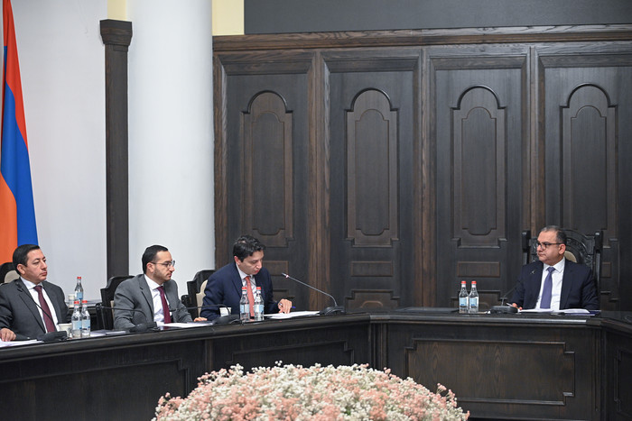 Տիգրան Խաչատրյանի  գլխավորությամբ կայացել է Ներդրումային ծրագրերին աջակցող միջգերատեսչական հանձնաժող