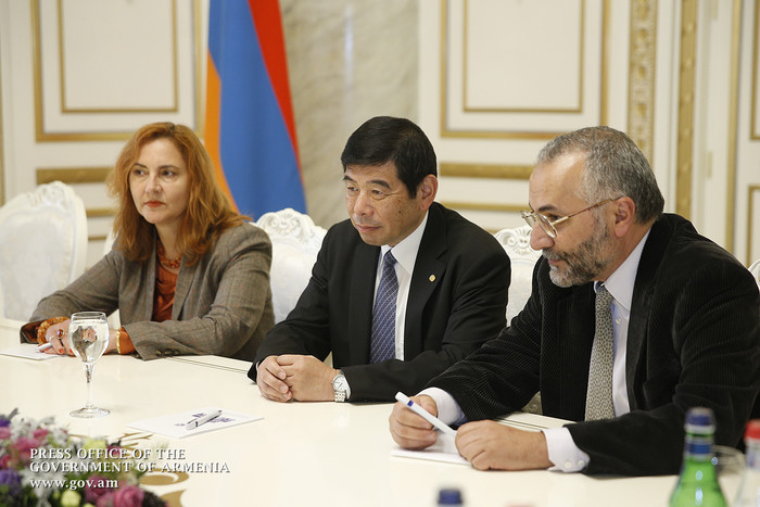 Քննարկվել են հարկային ու մաքսային համակարգում բարեփոխումներին վերաբերող հարցեր