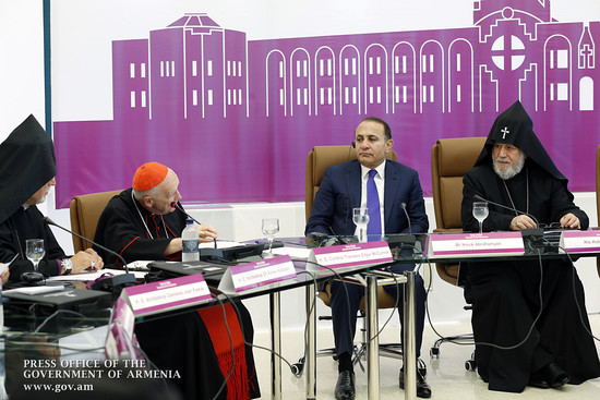 Վարչապետը մասնակցել է «Ճգնաժամը Սիրիայում. մարտահրավերներ հավատքի համայնքների համար» միջազգային խորհ